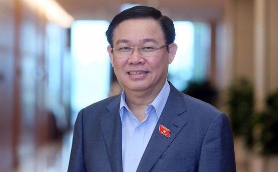 Bộ Chính trị chỉ định đồng chí Vương Đình Huệ giữ chức Bí thư Thành ủy Hà Nội ảnh 1