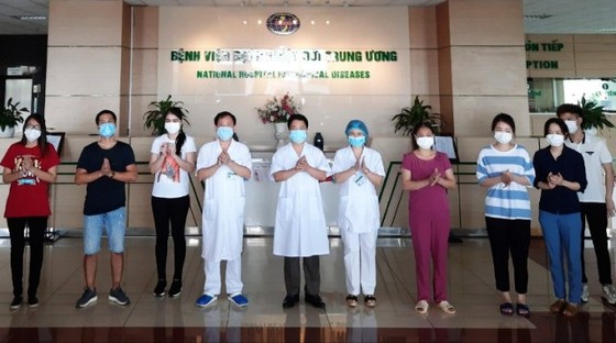 90% số bệnh nhân Covid-19 tại Việt Nam khỏi bệnh ảnh 1