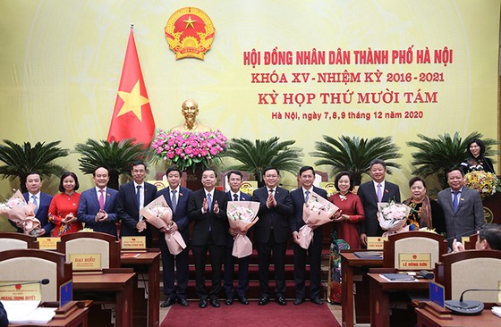 Hà Nội bầu mới Chủ tịch HĐND và 5 Phó Chủ tịch UBND TP  ảnh 2