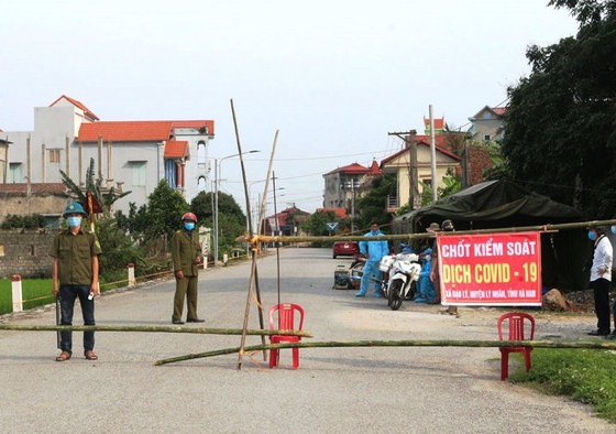 Bộ trưởng Bộ Y tế: Ổ dịch ở Hà Nam liên quan nhiều tỉnh thành, tốc độ lây nhiễm nhanh ảnh 3
