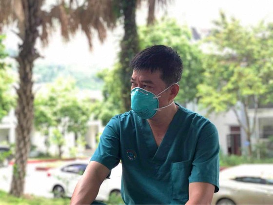 Chuyên gia cấp cứu Bệnh viện Chợ Rẫy: Bệnh nhân Covid-19 nặng ở Bắc Giang tăng nhanh và trẻ quá ảnh 1