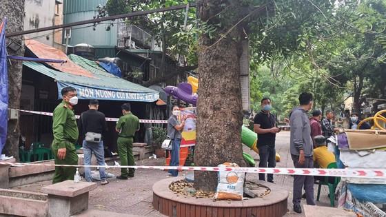 Hà Nội: Cháy lớn tại khu tập thể Kim Liên, 5 người chết, 2 người bị thương ảnh 4