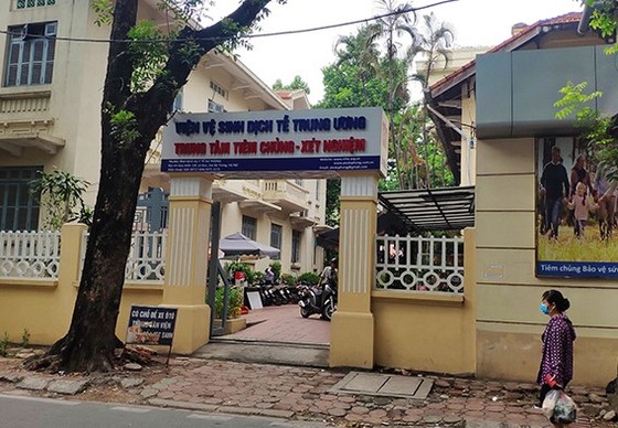 Đảng ủy 2 viện đầu ngành của Bộ Y tế bị kỷ luật do liên quan Việt Á ảnh 1