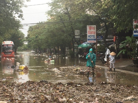 Thừa Thiên - Huế khắc phục hậu quả lũ lụt ảnh 2