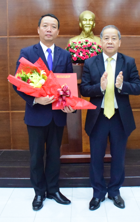 Ông Phan Thiên Định nhận quyết định làm Phó Chủ tịch UBND tỉnh Thừa Thiên – Huế ảnh 1