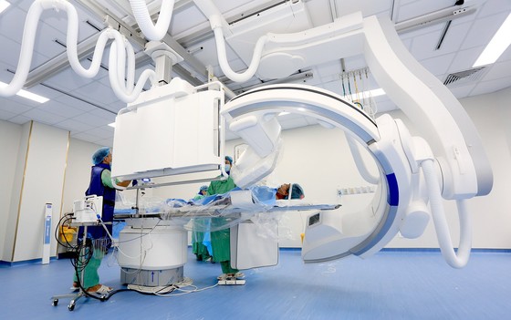 Bệnh viện Trung ương Huế Cơ sở 2 đưa hệ thộng DSA vào hoạt động ảnh 1