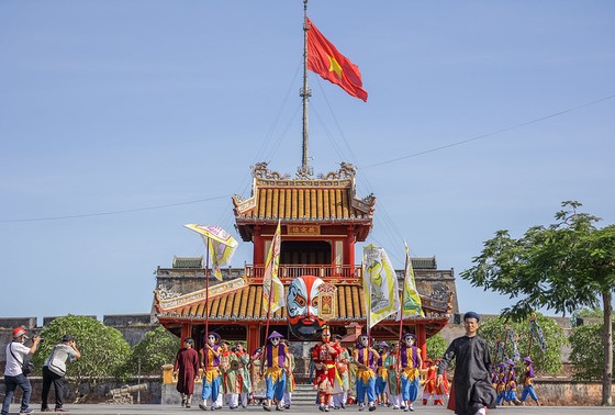 Mê hoặc tuần lễ Festival Huế 2022 ảnh 11