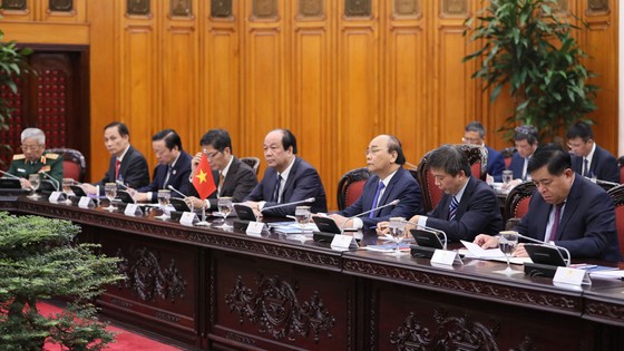Thủ tướng Nhật Bản bắt đầu chuyến thăm chính thức Việt Nam ảnh 7