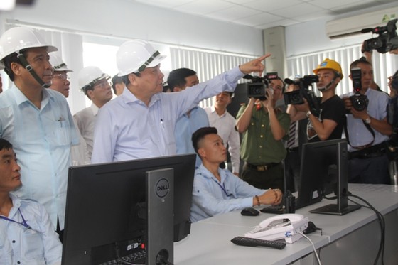 Thủ tướng thị sát hệ thống xử lý nước thải tại Formosa Hà Tĩnh ảnh 6