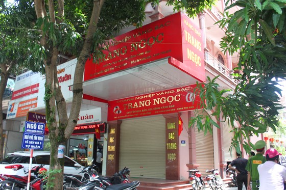 Tiệm vàng ở trung tâm TP Hà Tĩnh bị đột nhập trộm tài sản trong đêm ảnh 4