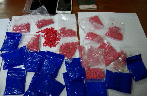 Bắt một đối tượng vận chuyển 4.800 viên ma túy tổng hợp từ Lào vào Việt Nam ảnh 2