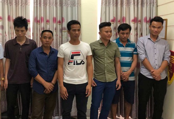 Khen thưởng chuyên án triệt phá tụ điểm cá độ bóng đá qua mạng ảnh 1