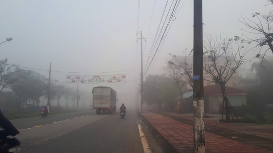 Sương mù phủ kín ở Hà Tĩnh ảnh 8
