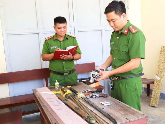 Phá đường dây đánh bạc 5 tỷ đồng tại Hà Tĩnh ảnh 1