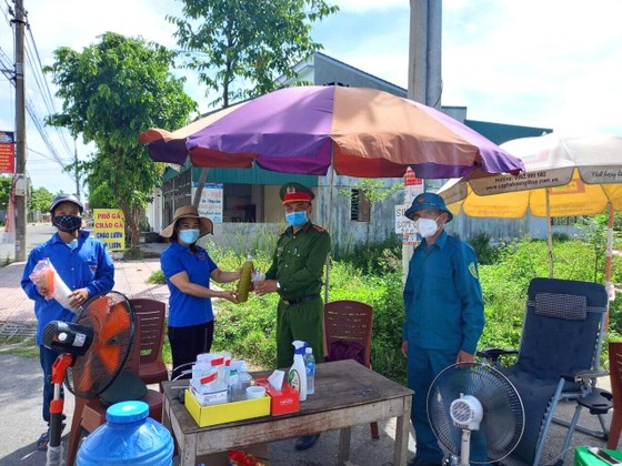 Tuổi trẻ Hà Tĩnh chung tay phòng chống dịch Covid-19 ảnh 5