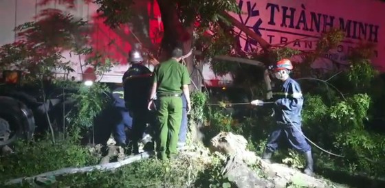 Hà Tĩnh: Tai nạn giao thông liên hoàn trên Quốc lộ 1A, khiến 1 người tử vong ảnh 5