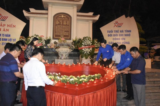 Tổ chức lễ giỗ lần thứ 54 của 10 nữ anh hùng liệt sĩ TNXP Ngã ba Đồng Lộc ảnh 3