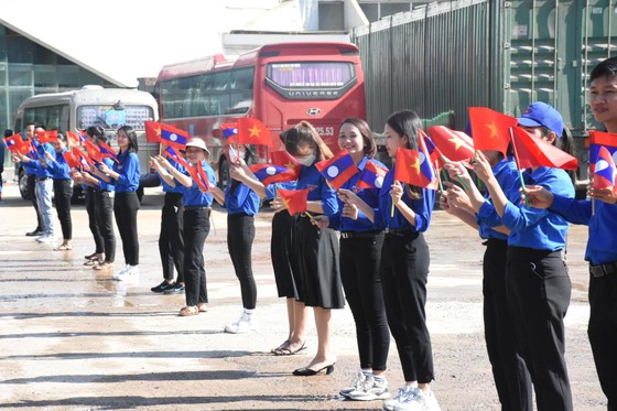 Đoàn đại biểu Lào tham dự chương trình Gặp gỡ hữu nghị thanh niên Việt Nam - Lào ảnh 2