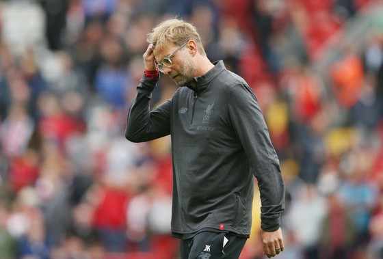Jurgen Klopp dường như không còn hạnh phúc ở Liverpool. Ảnh: Getty Images