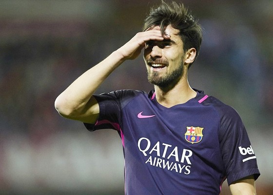 Gomes khẳng định không nói xấu Messi lẫn HLV Valverde. Ảnh: Getty Images