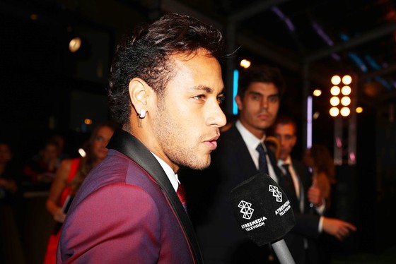 Neymar trong buổi lễ FIFA The Best 2017. Ảnh: Getty Images