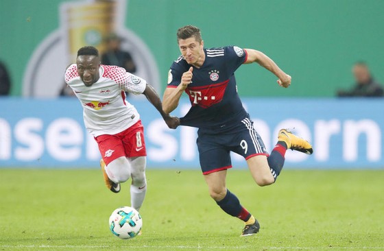 Theo HLV Jupp Heynckes, Bayern Munich (phải) - RB Leipzig sẽ là một trận đấu với chất lượng cao. Ảnh: Getty Images