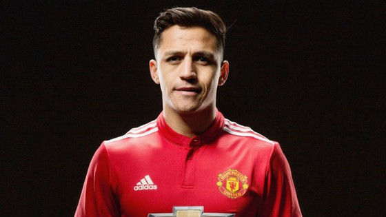 Alexis Sanchez chính thức gia nhập Man.United. Ảnh: Getty Images  