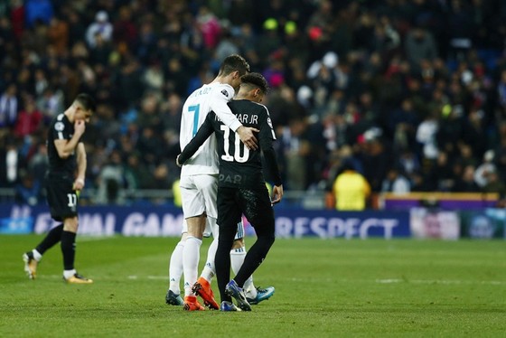 Real khó dung hòa Ronaldo và Neymar nếu chung màu áo. Ảnh: Getty Images