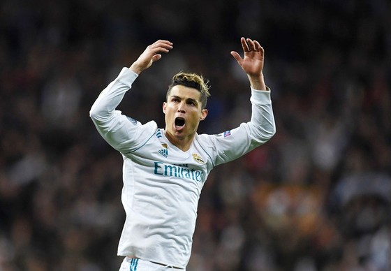 Ronaldo luôn đóng vai hung thần với các đội bóng Đức. Ảnh: Getty Images