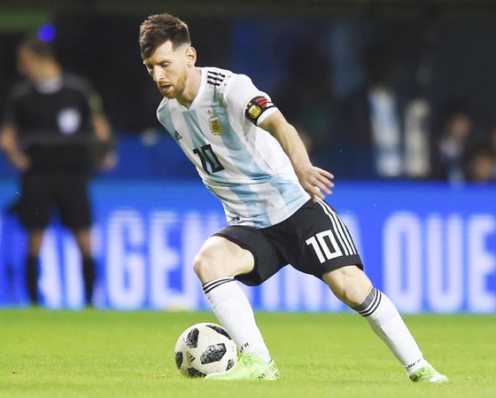 Lionel Messi có nhiệm vụ đưa La Albiceleste đến đỉnh cao World Cup 2018. Ảnh: Getty Images