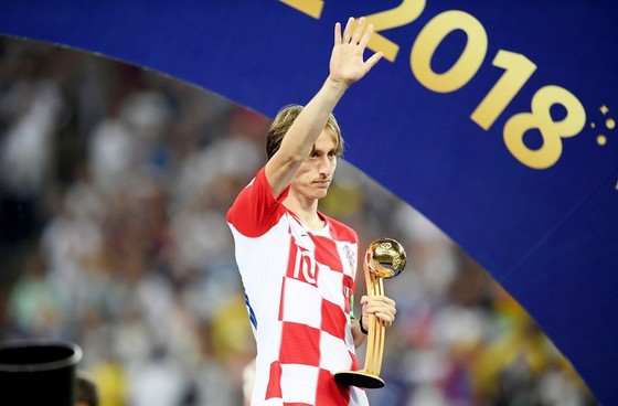 Modric chỉ trích trọng tài. Ảnh: Getty Images