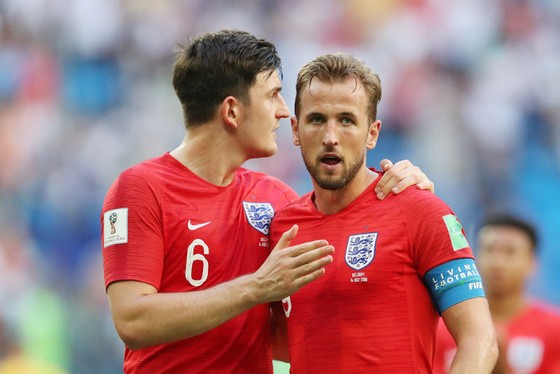 Harry Kane (phải) thất vọng vì không thể giúp tuyển Anh giành hạng 3 World Cup khi thua tuyển Bỉ. Ảnh: Getty Images