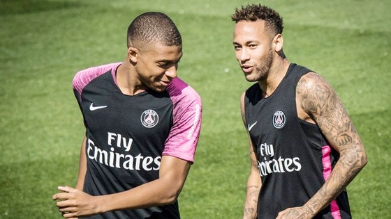 Neymar và Mbappe sẽ mục tiêu Perez nhắm tới vào mùa hè tới. Ảnh AS.