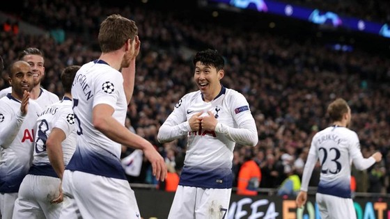 Tottenham đã gần như đặt 1 chân vào tứ kết. Ảnh: Getty Images