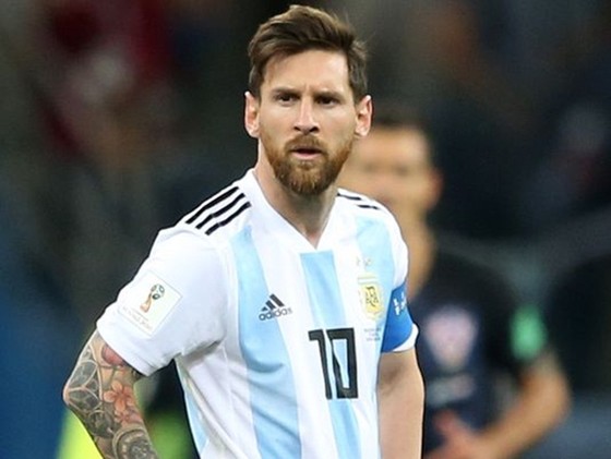 “Cô đơn” ở La Liga, Messi bất ngờ công bố kế hoạch giải nghệ ảnh 1