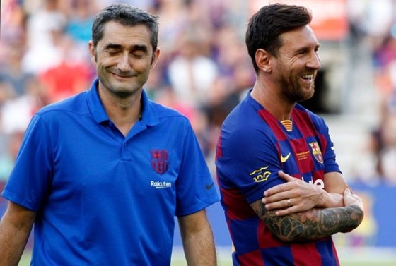 Tân HLV Barca: “Hôm qua tôi còn… chăn bò, hôm nay tôi dẫn dắt Messi” ảnh 2