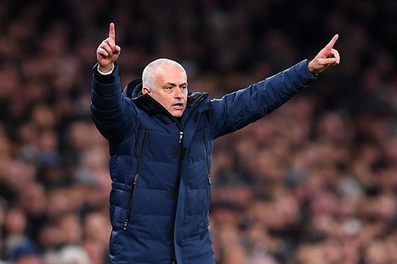 Jose Mourinho lưu ý rằng ông chỉ là người “chữa cháy” tại Tottenham. Ảnh: Getty Images