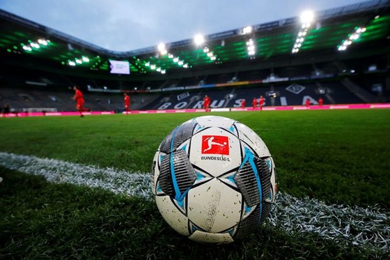 UEFA chúc mừng khi quả bóng Bundesliga sẽ lăn trở lại vào ngày 16-5. Ảnh: Getty Images