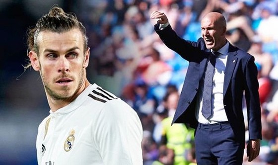 Bất chấp gặp khó khăn trong mối quan hệ với HLV Zinedine Zidane, Gareth Bale không muốn rời Real. 