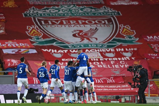 Everton đang từng bước thay đổi cán cân derby Merseside. Ảnh: Getty Images