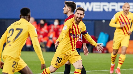 Lionel Messi lập cú đúp kiến tạo giúp Barca thắng thuyết phục. 