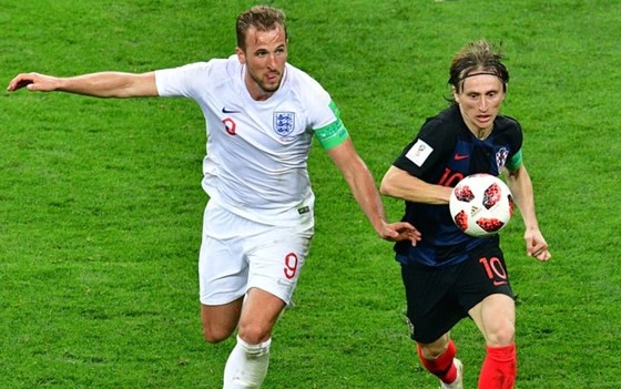 Luka Modric (phải) tin Croatia có thể gây sốc đánh bại Anh ngay tại Wembley. 