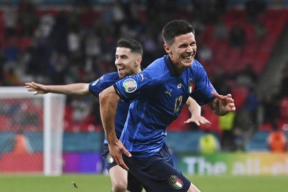 Italy - Áo 0-0 (hiệp phụ 2-1): Dự bị lập công, Azzurri giành vé tứ kết nghẹt thở ảnh 3