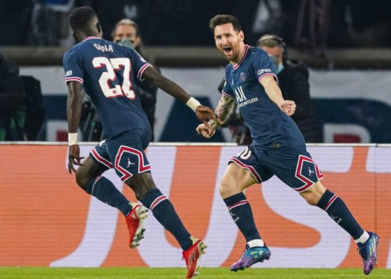 Lionel Messi đã có thể tận hưởng lại cảm giác ăn mừng bàn thắng quen thuộc.