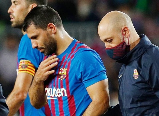 Aguero nhập viện kiểm tra tim ảnh 1