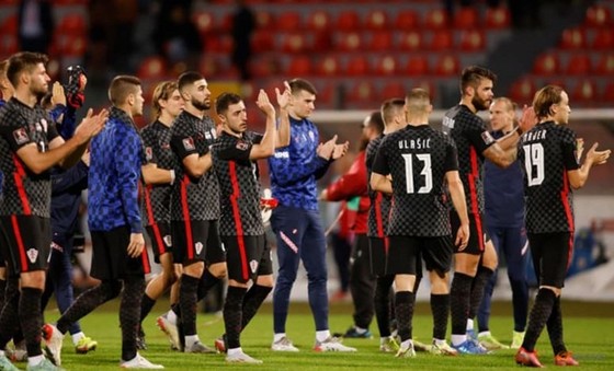 Croatia, Nga đua cân não đến phút cuối ảnh 1