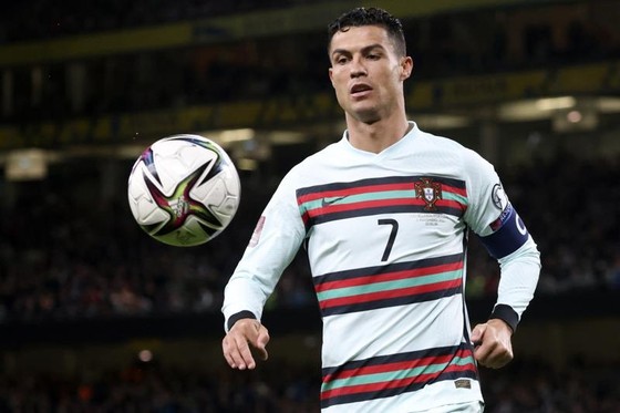 Cristiano Ronaldo và Bồ Đào Nha đã bất lực trên sân CH Ailen.