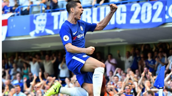 Alvaro Morata chính là “người hùng” đem về 3 điểm cho Chelsea.