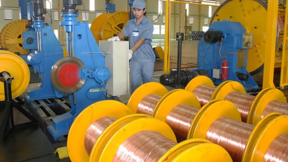 Lo ngại nhập siêu quay lại ảnh 1