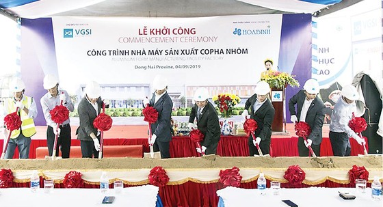 Tập đoàn Xây dựng Hòa Bình khởi công Nhà máy Coffa nhôm VGSI Đồng Nai ảnh 1